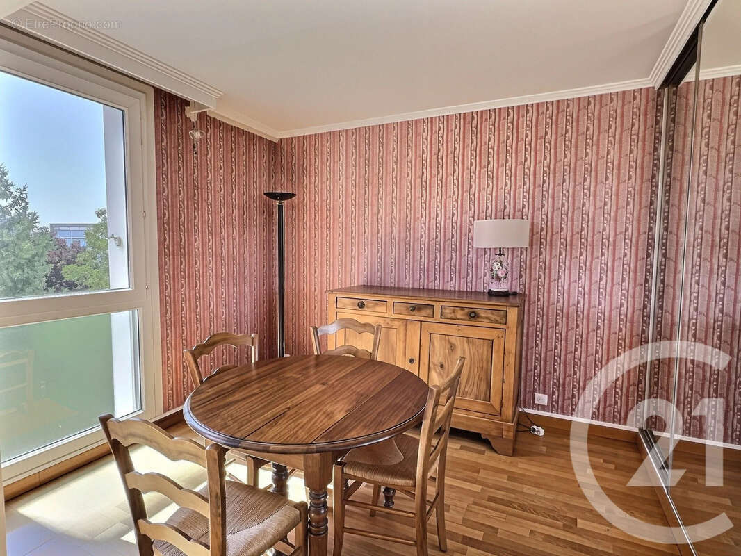 Appartement 62 m² à Antony  - photo 3