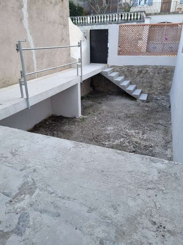 Appartement à SAINT-SAVOURNIN