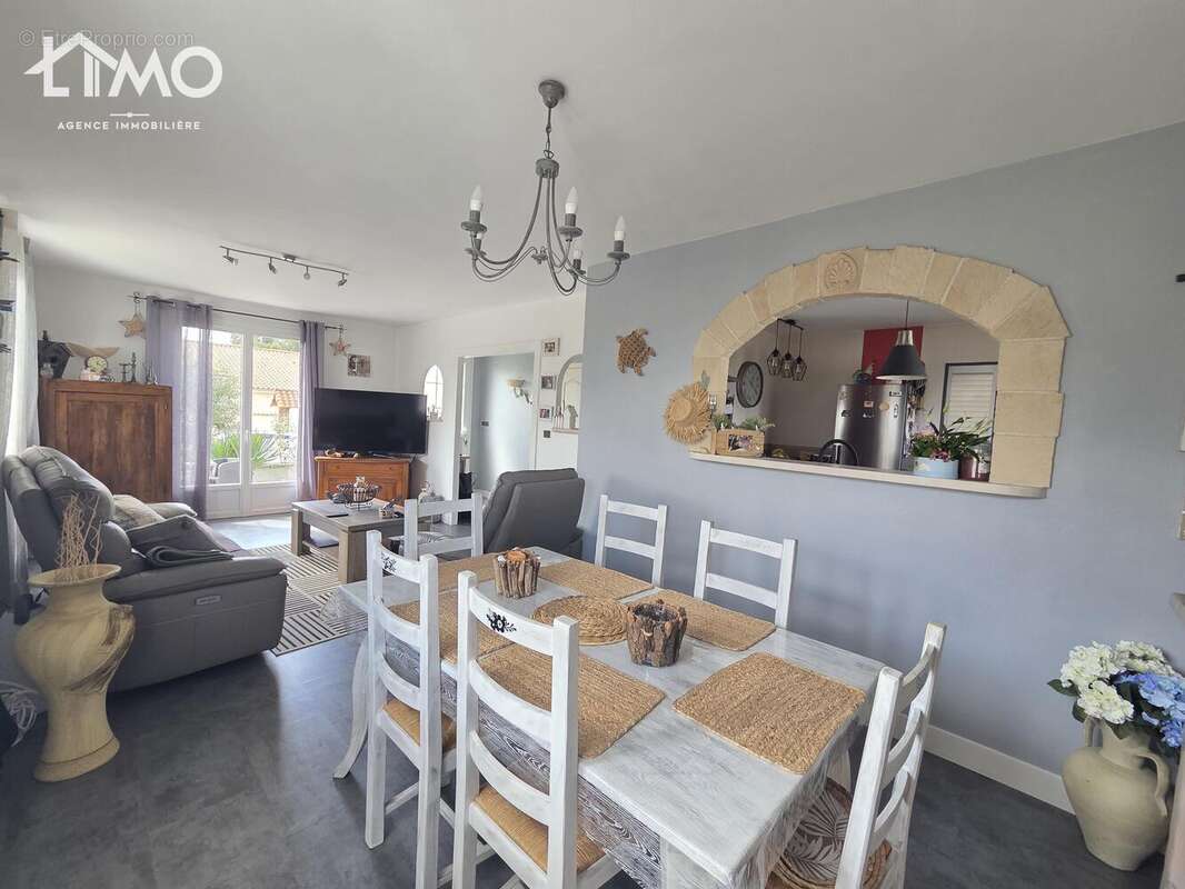 n°8 - Maison à ROYERES