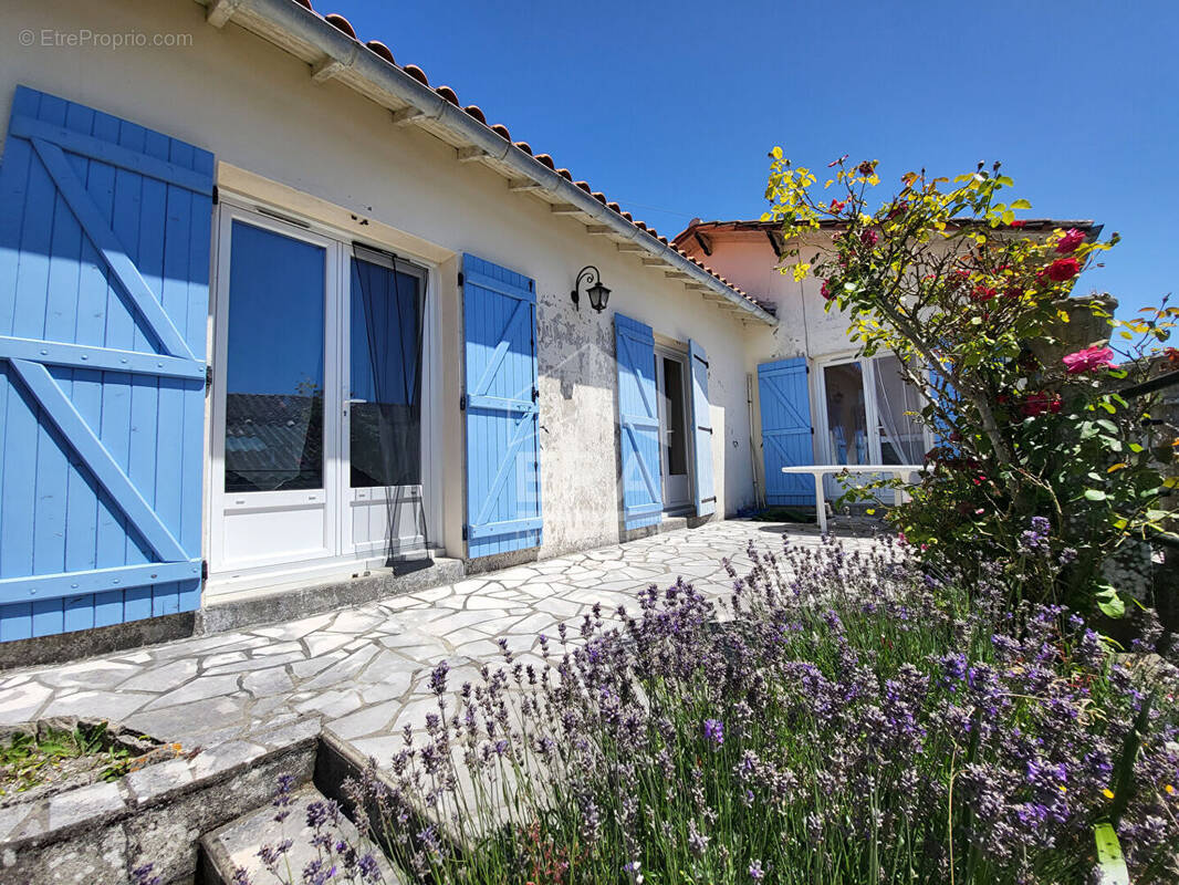 Maison à SAINT-GEORGES-DE-DIDONNE