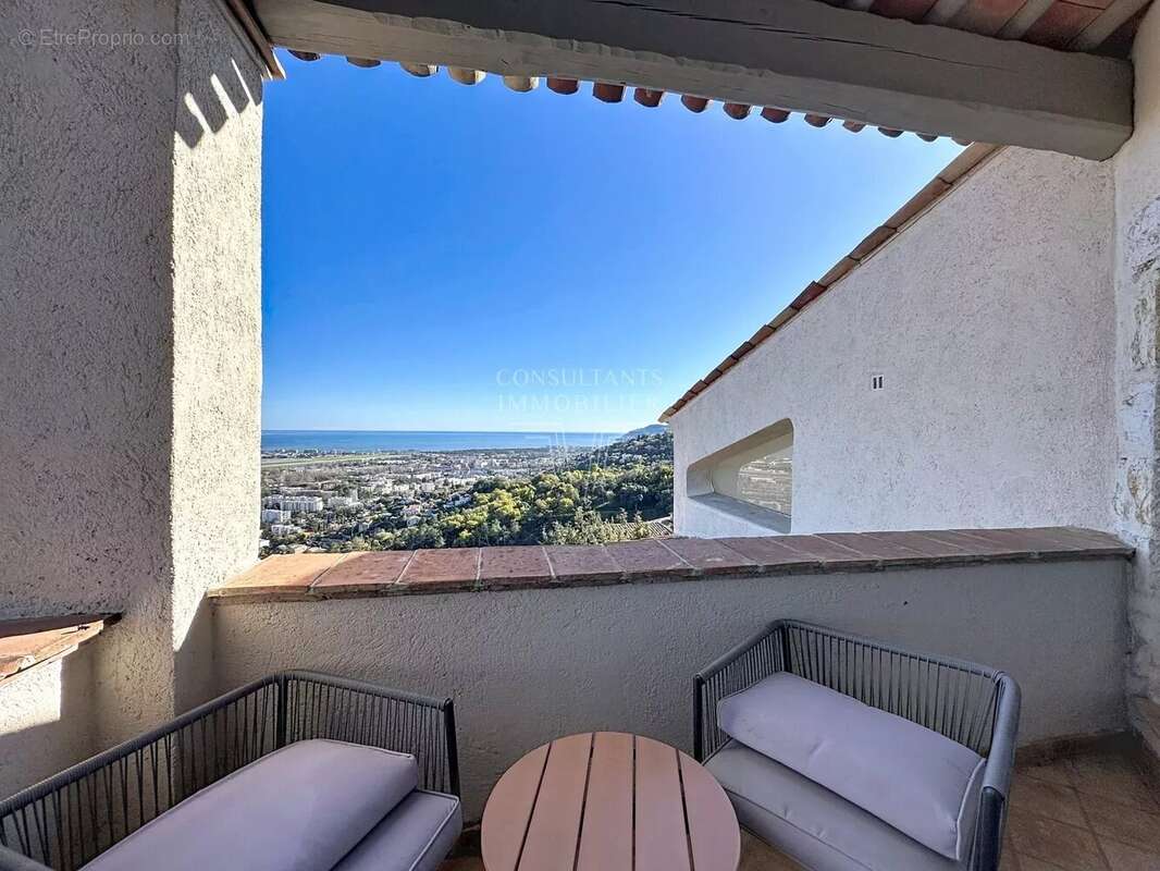 Maison à MANDELIEU-LA-NAPOULE