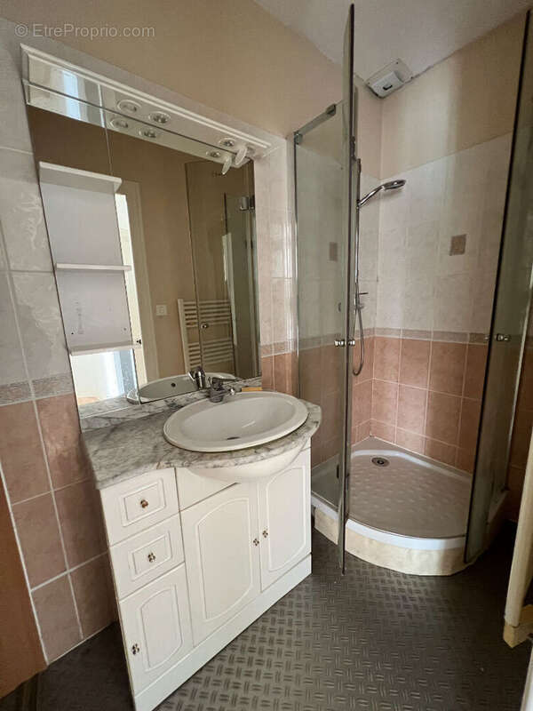 Appartement à RUELLE-SUR-TOUVRE