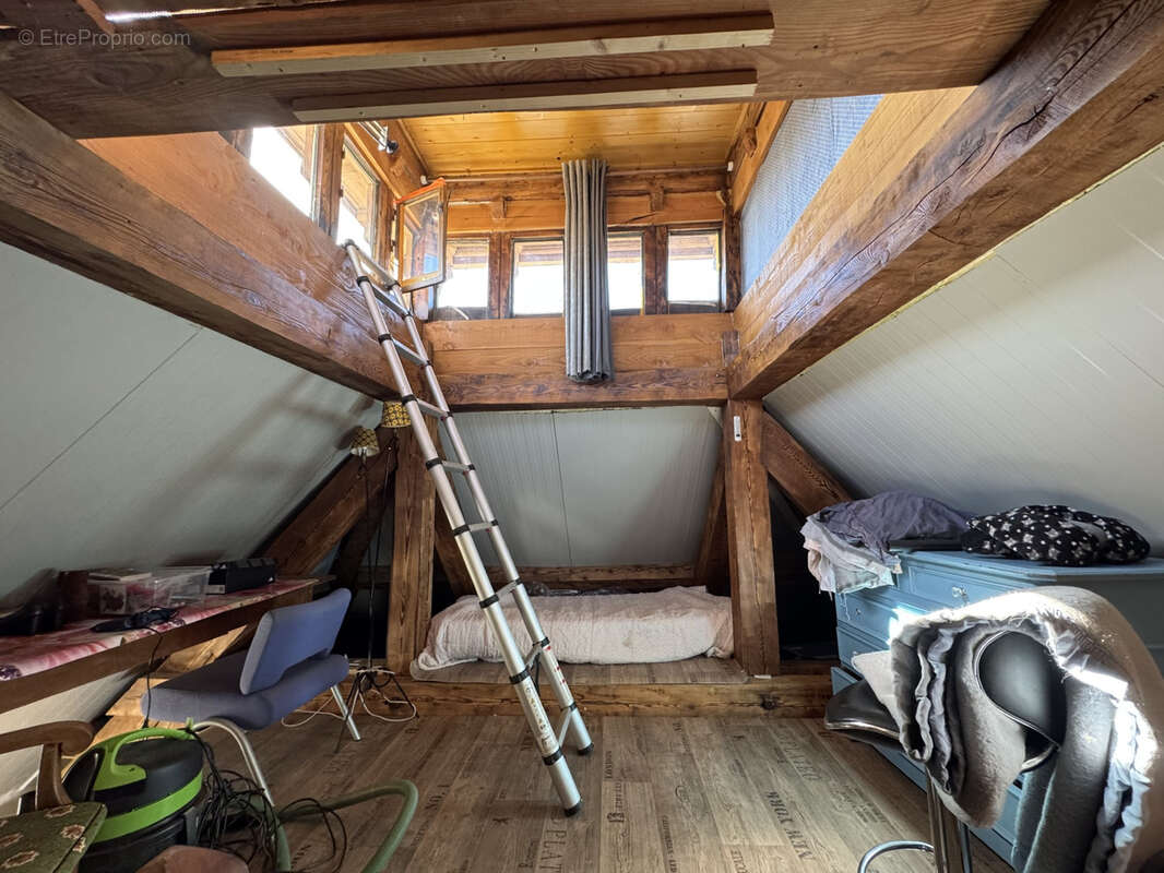 Appartement à YSSINGEAUX