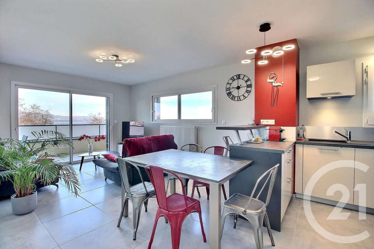 Appartement à ANTHY-SUR-LEMAN