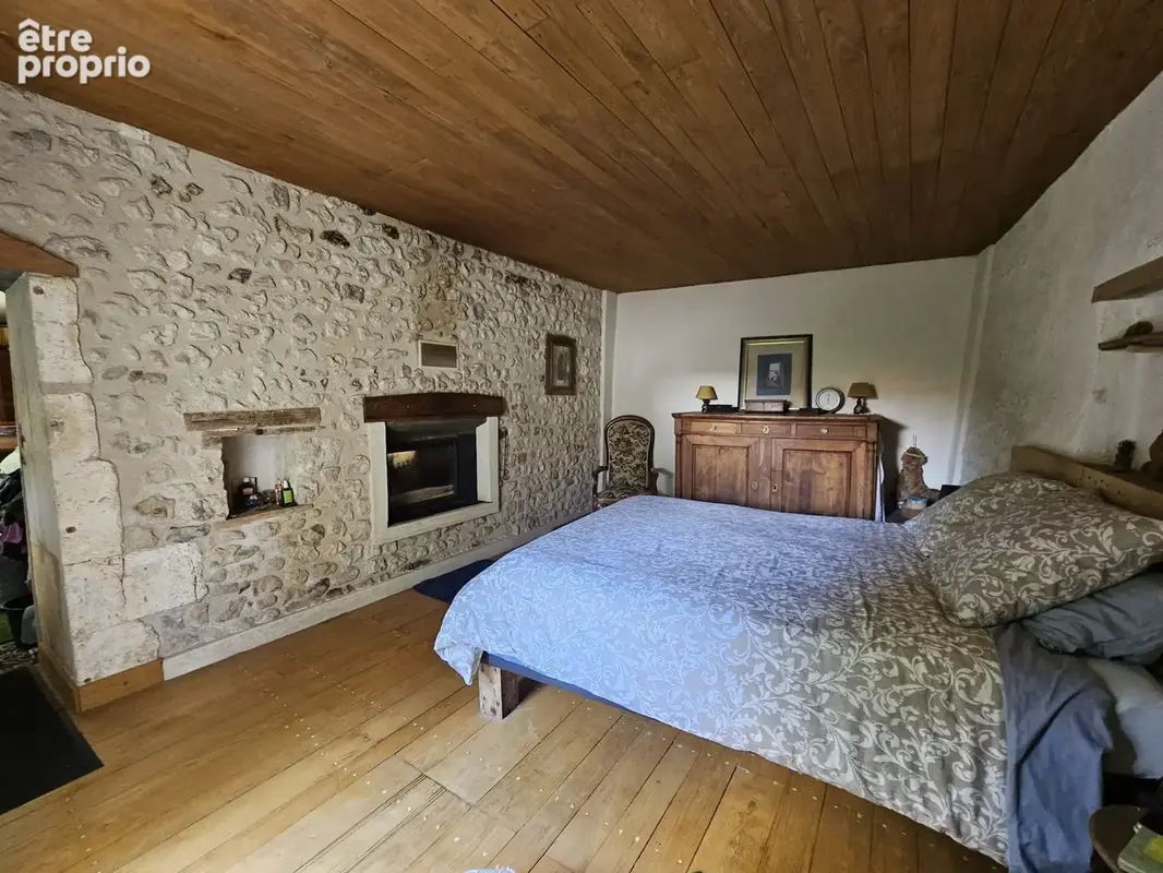 Maison 72 m² à Nanteuil-Auriac-De-Bourzac  - photo 2