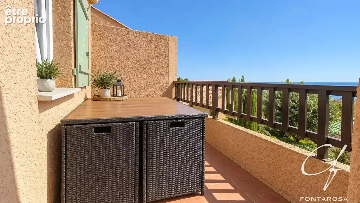 Les issambres – 2 pièces rénové avec vue panoramique mer - photo 4