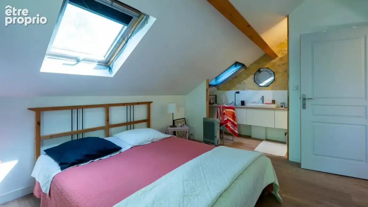 EXCLUSIVITE - Agréable Propriété de caractère avec spacieuse mai - photo 17