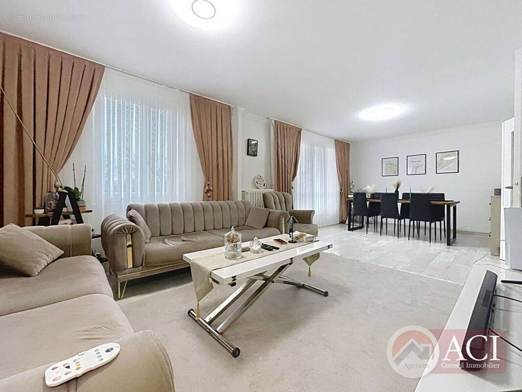 59697133a.jpg - Appartement à VILLETANEUSE