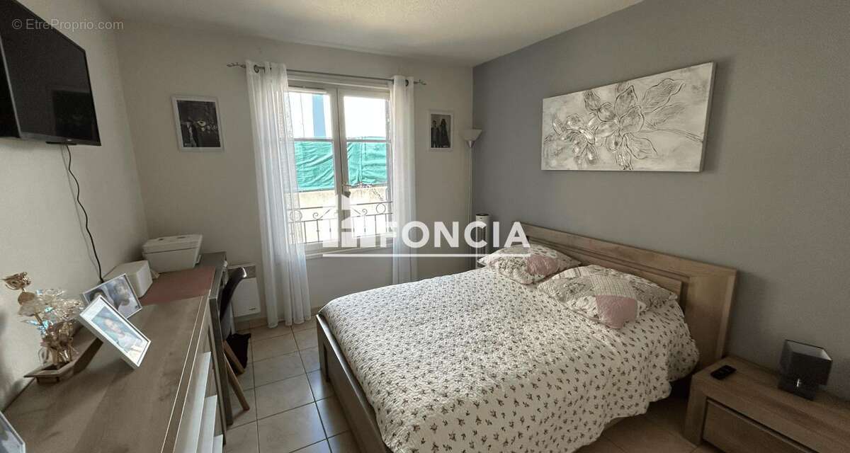 Appartement à LORGUES