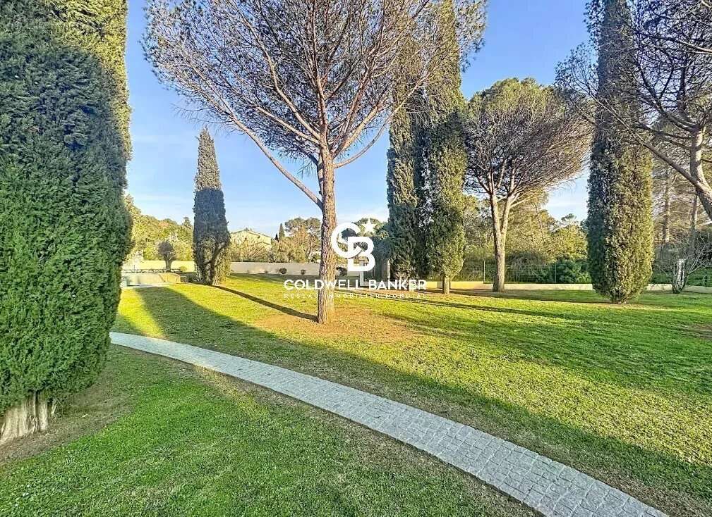 Maison à PUGET-SUR-ARGENS