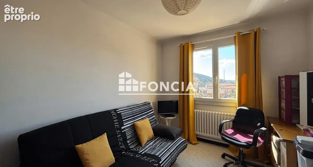 Digne, appartement de type 4 avec balcon, cave et garare - photo 7