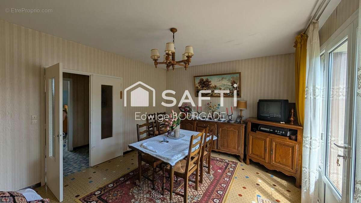 Photo 2 - Maison à PUY-L'EVEQUE