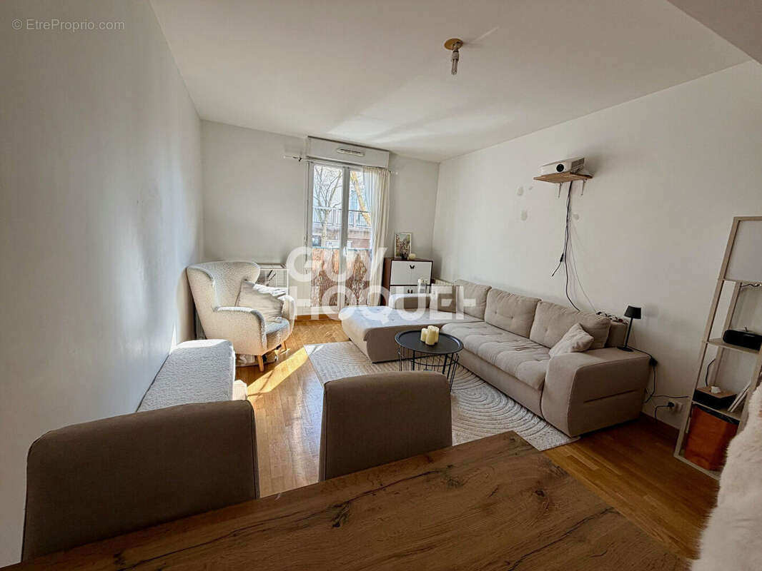 Appartement à LE PERREUX-SUR-MARNE