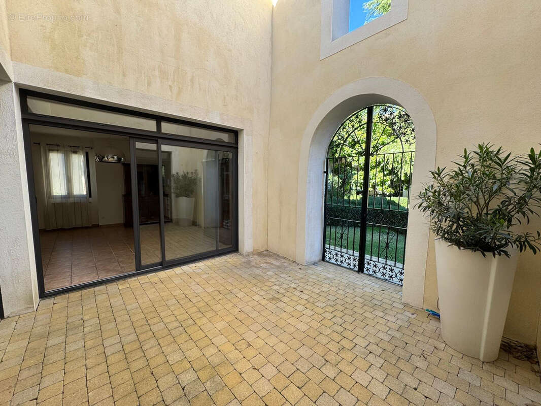 Appartement à NIMES