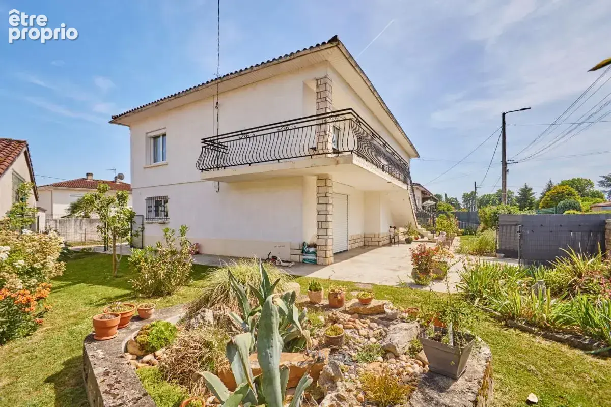 Maison T5 de 126 m² à Villeneuve-sur-Lot 47300 - photo 2