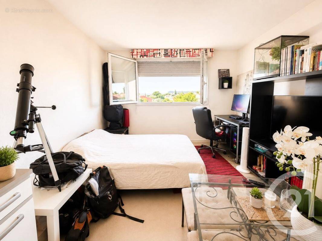 Appartement à LATTES