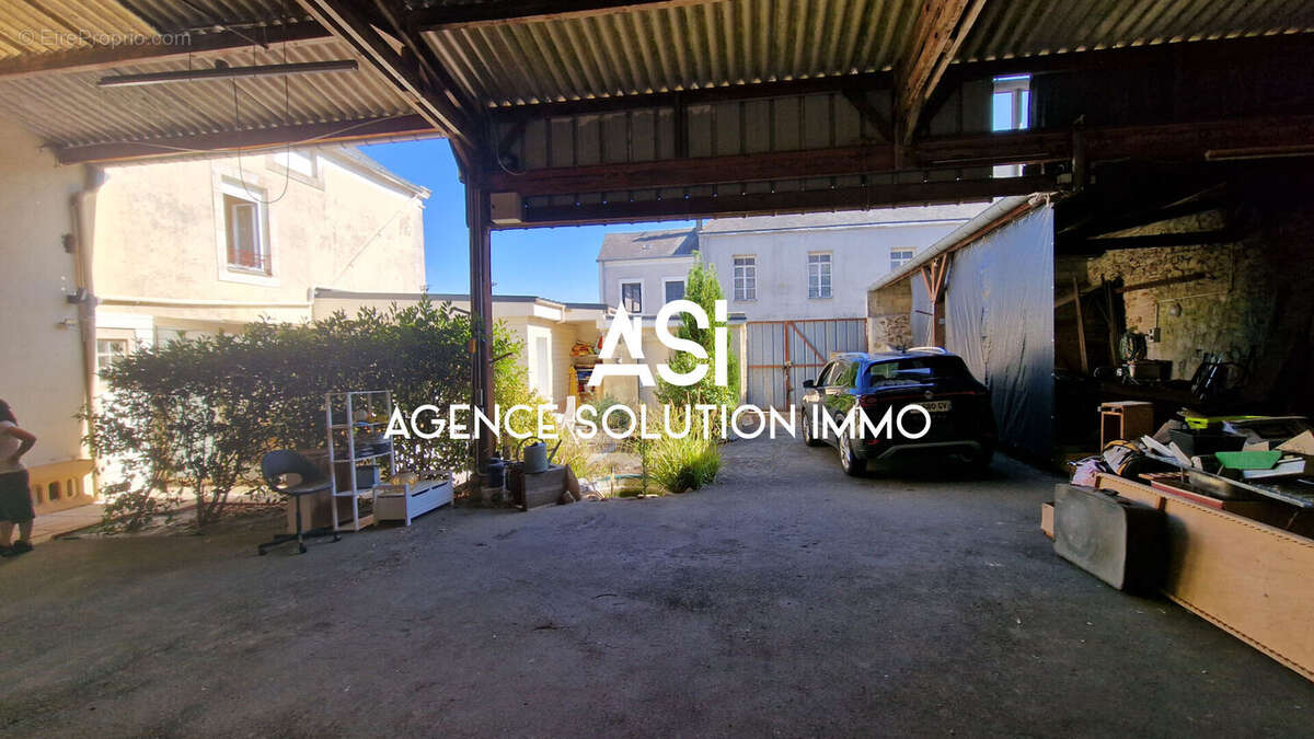 Maison à SILLE-LE-GUILLAUME