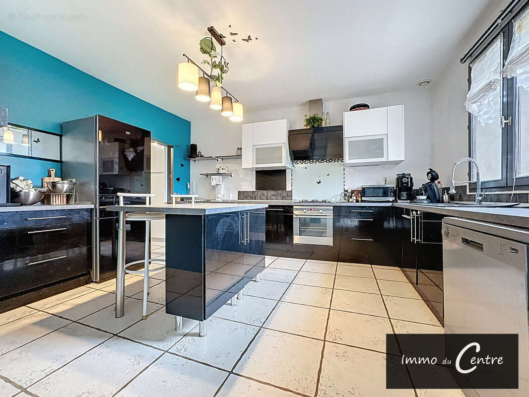 Maison à MONTMIRAIL