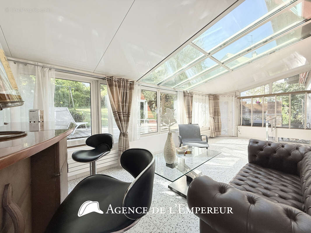 Appartement à RUEIL-MALMAISON
