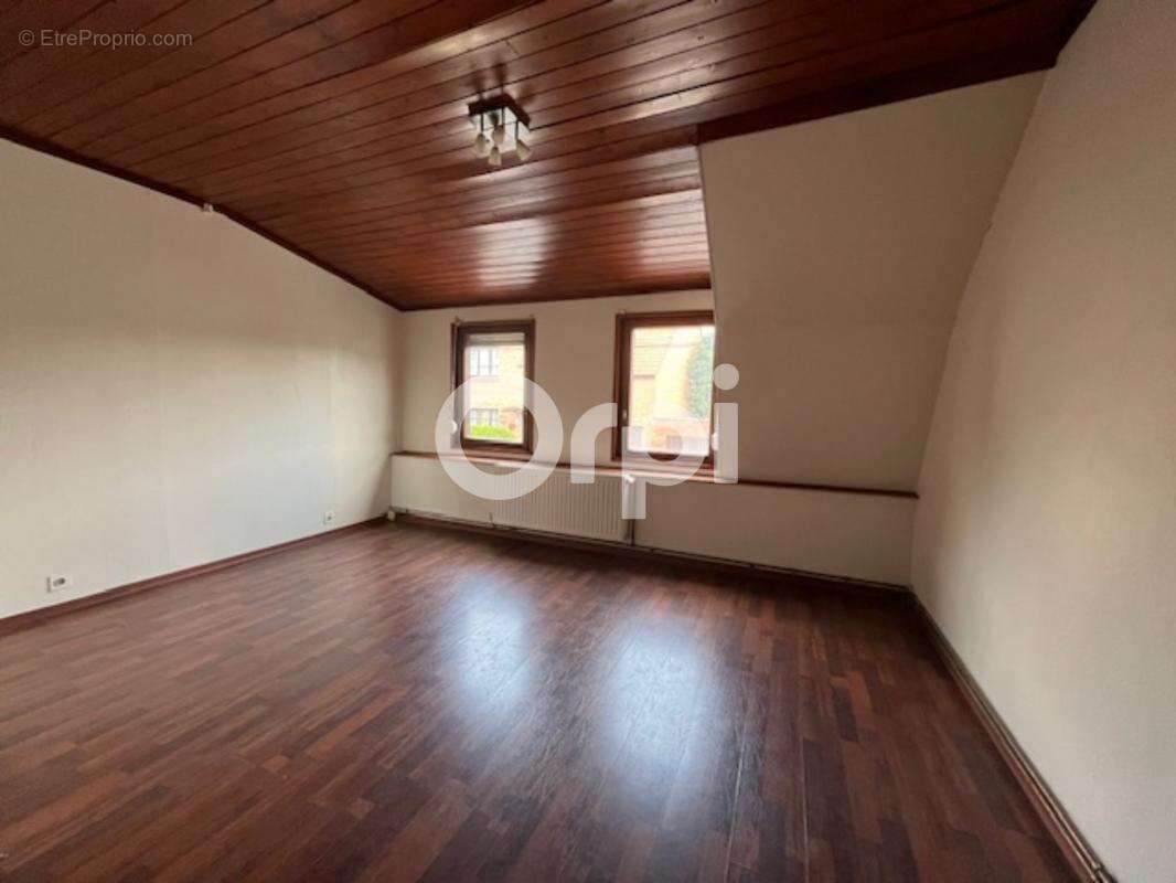 Maison à HOUPLIN-ANCOISNE