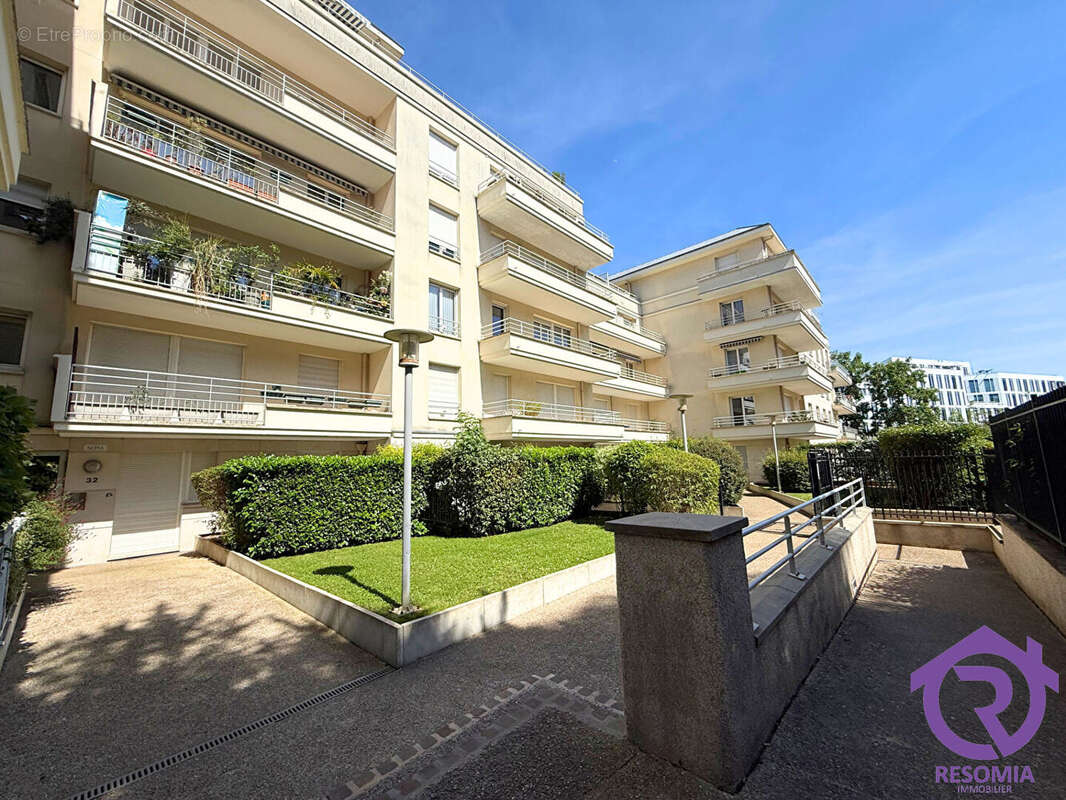 Appartement à CHATILLON