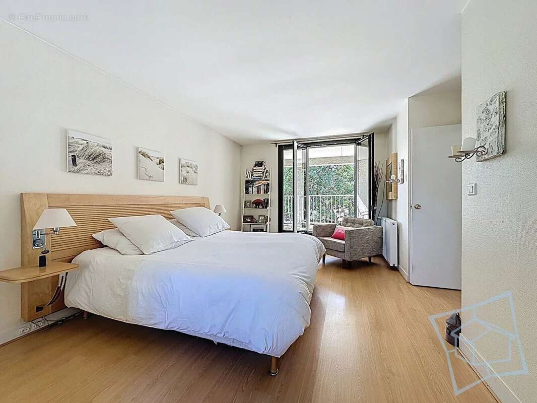 Maison Port Royal - Voisins - 7 pièces 183.85 m2 - photo 10