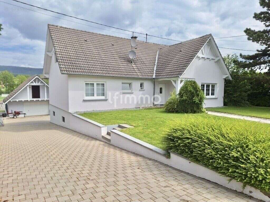 Maison à PREUSCHDORF