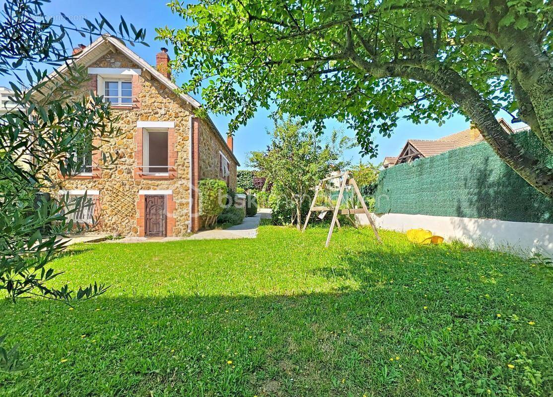 Maison à VITRY-SUR-SEINE