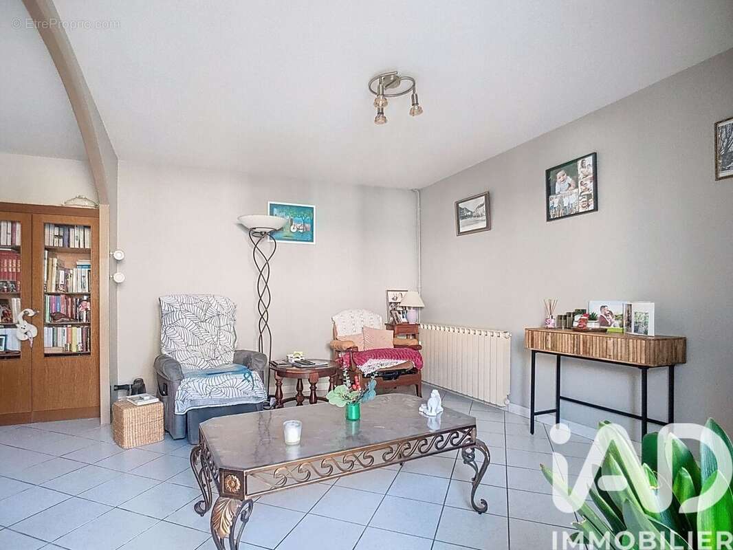 Photo 8 - Maison à TOURNON-SUR-RHONE