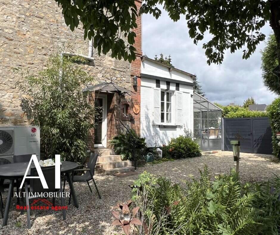 Maison à LA FERTE-MACE