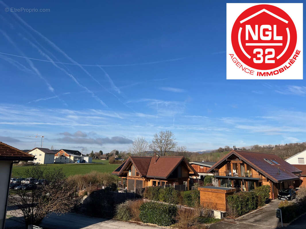 Appartement à GROISY