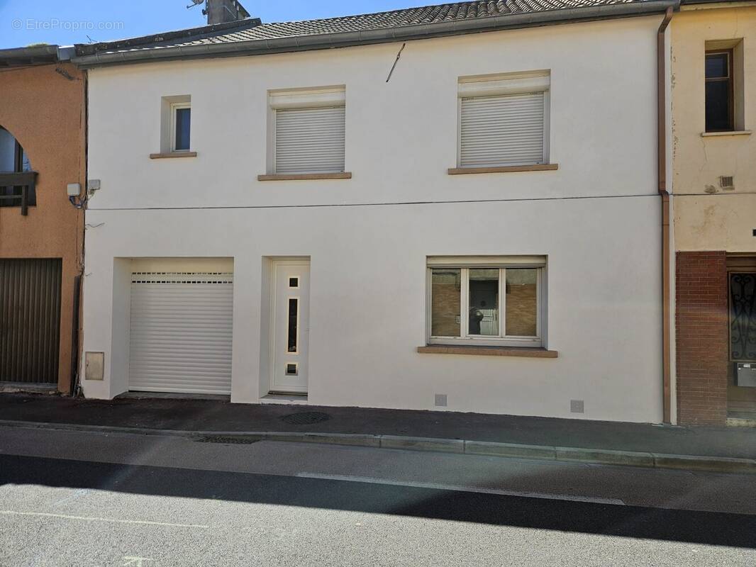 Maison à BRUGUIERES