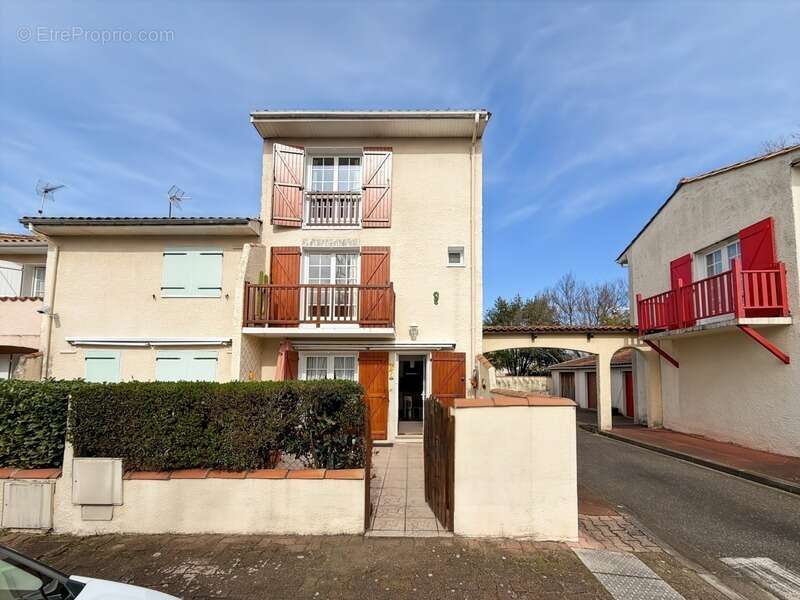La teste-de-buch – maison en centre-ville avec piscine et garage - photo 4
