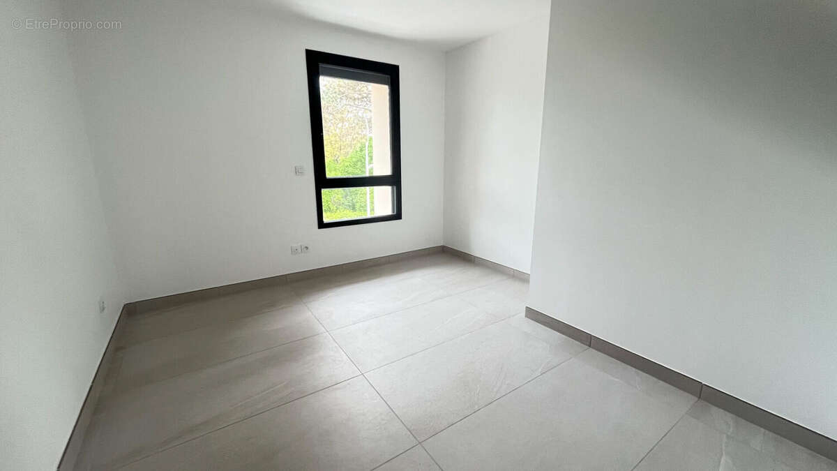 Maison à PONT-EVEQUE