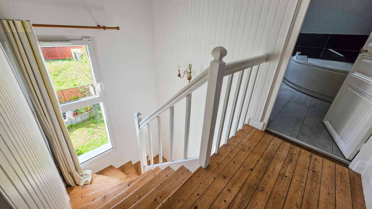 Maison à CARRIERES-SOUS-POISSY