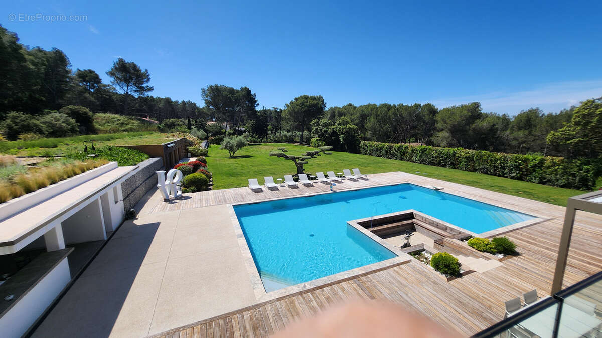 Maison à AIX-EN-PROVENCE