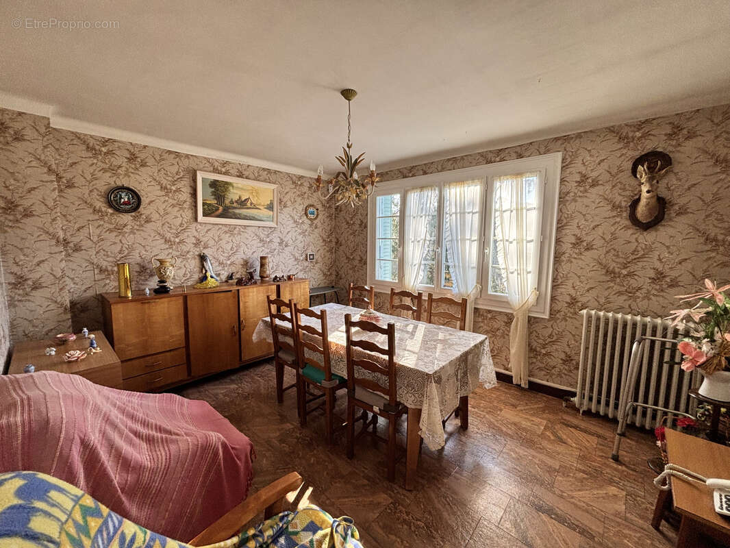 Maison à BAR