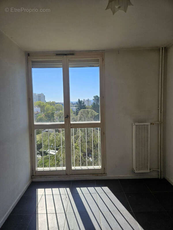 Appartement à MARSEILLE-14E
