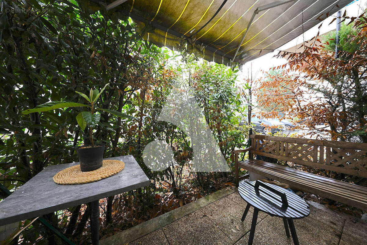 Appartement à CORBEIL-ESSONNES