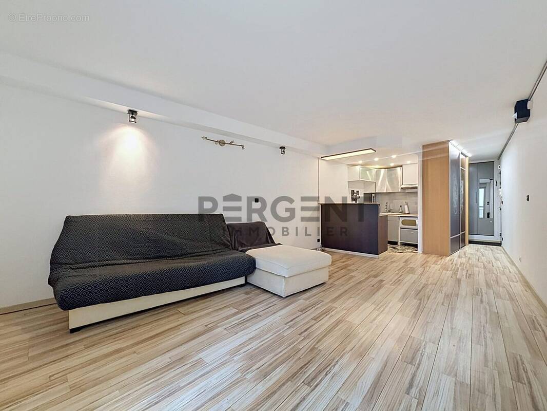 Appartement à CHARLEVILLE-MEZIERES