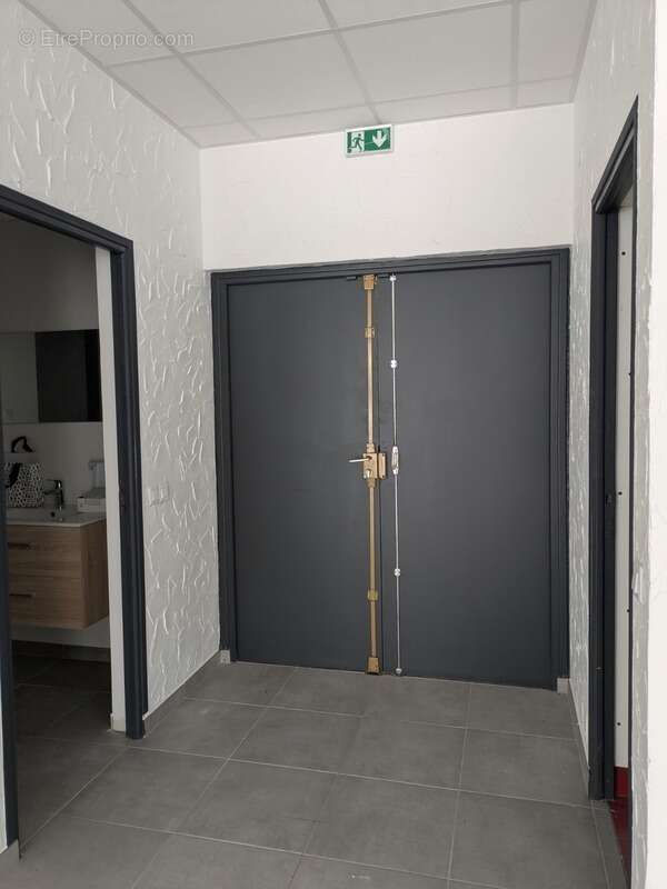 Commerce à SAINT-MARTIN-LE-VINOUX