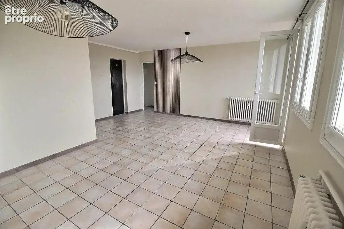 Appartement 4 pièces 71 m² à vendre à Montceau-Les-Mines (71300) - photo 3