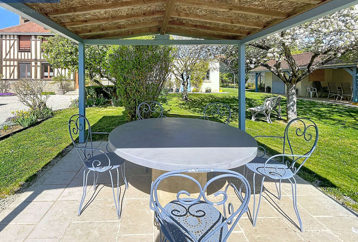Propriete rare st parres les vaudes - photo 2