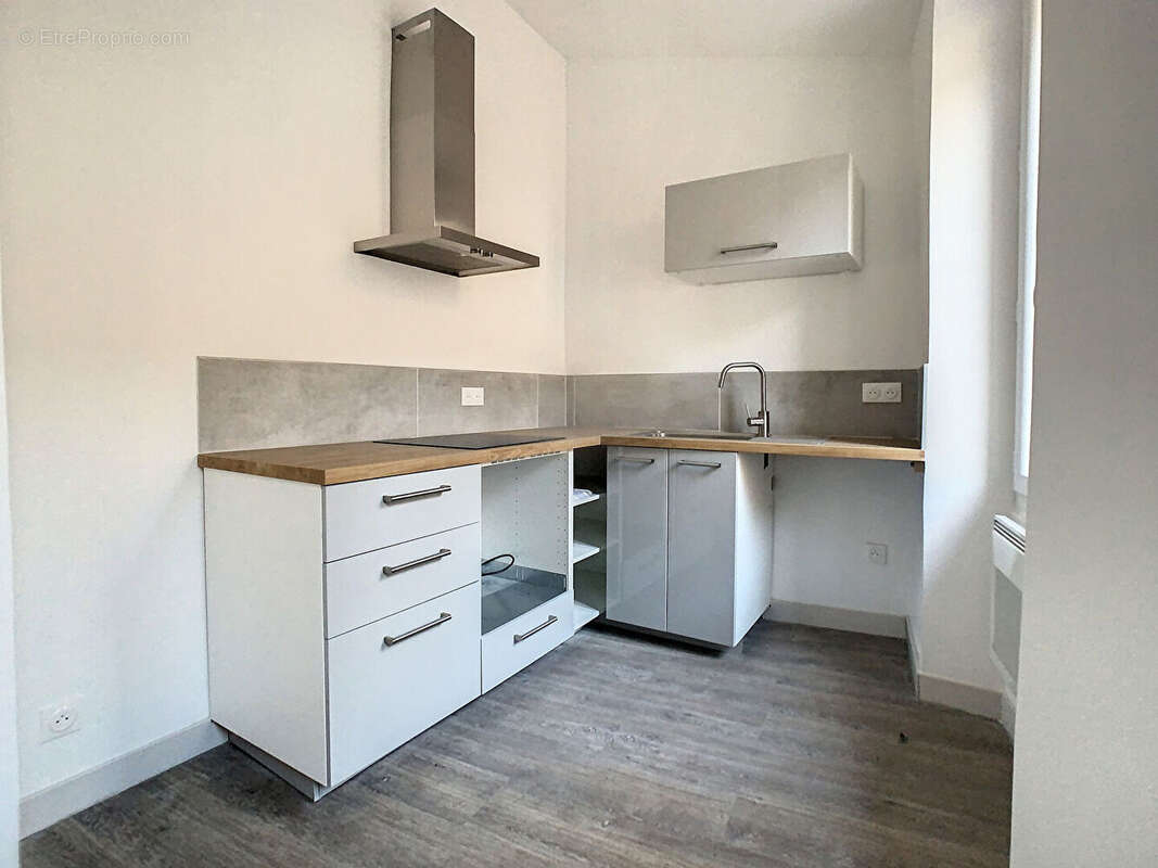 Appartement à MARSEILLE-6E
