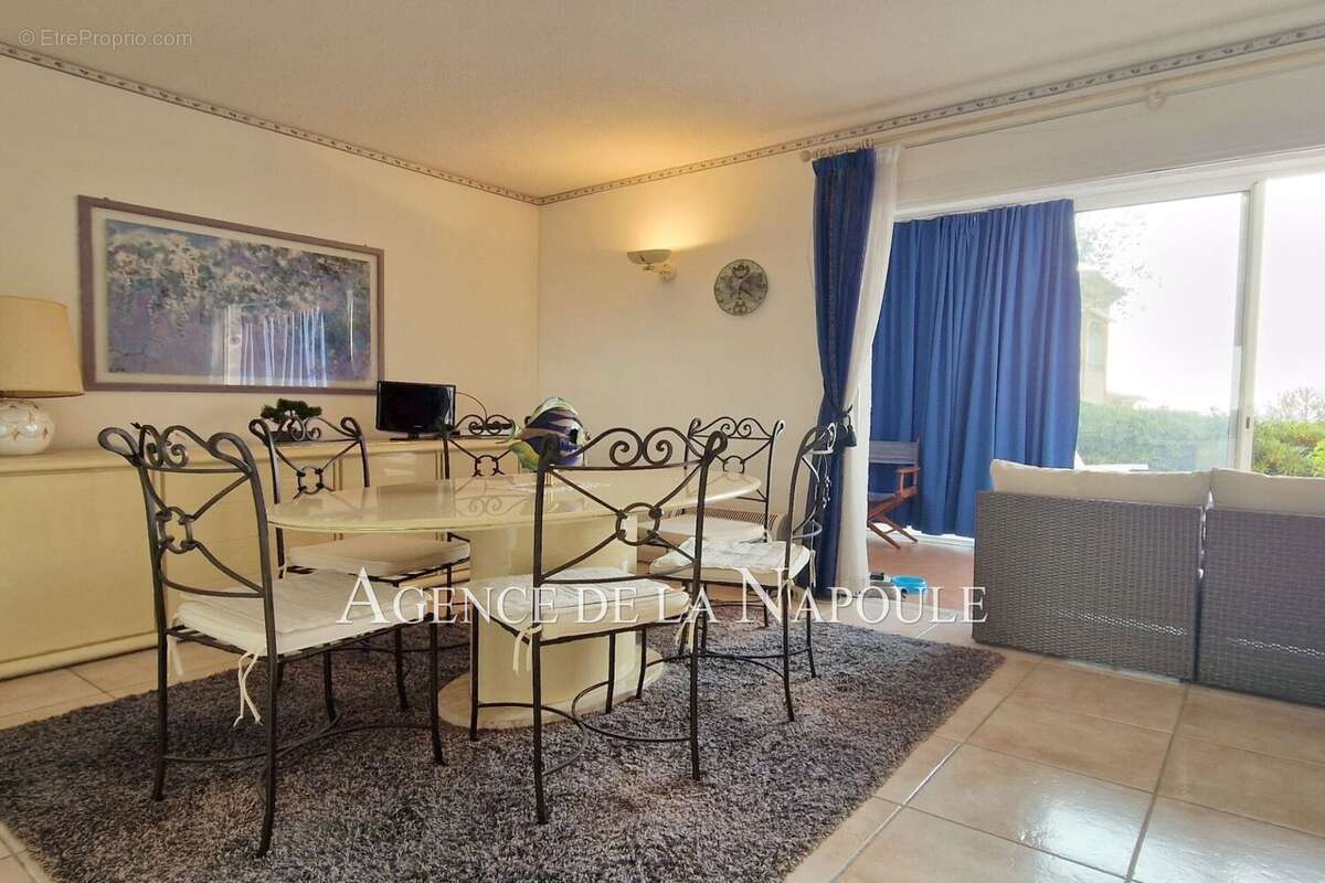 Appartement à THEOULE-SUR-MER
