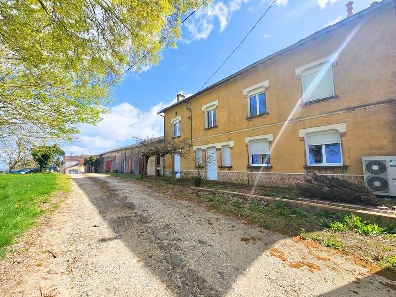 Maison à MONBAZILLAC