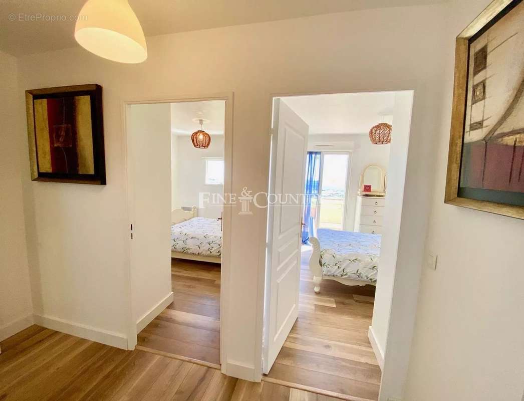 Appartement à MANDELIEU-LA-NAPOULE