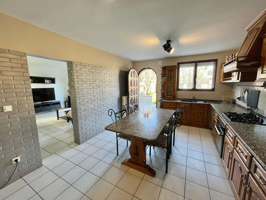 Maison à MITRY-MORY