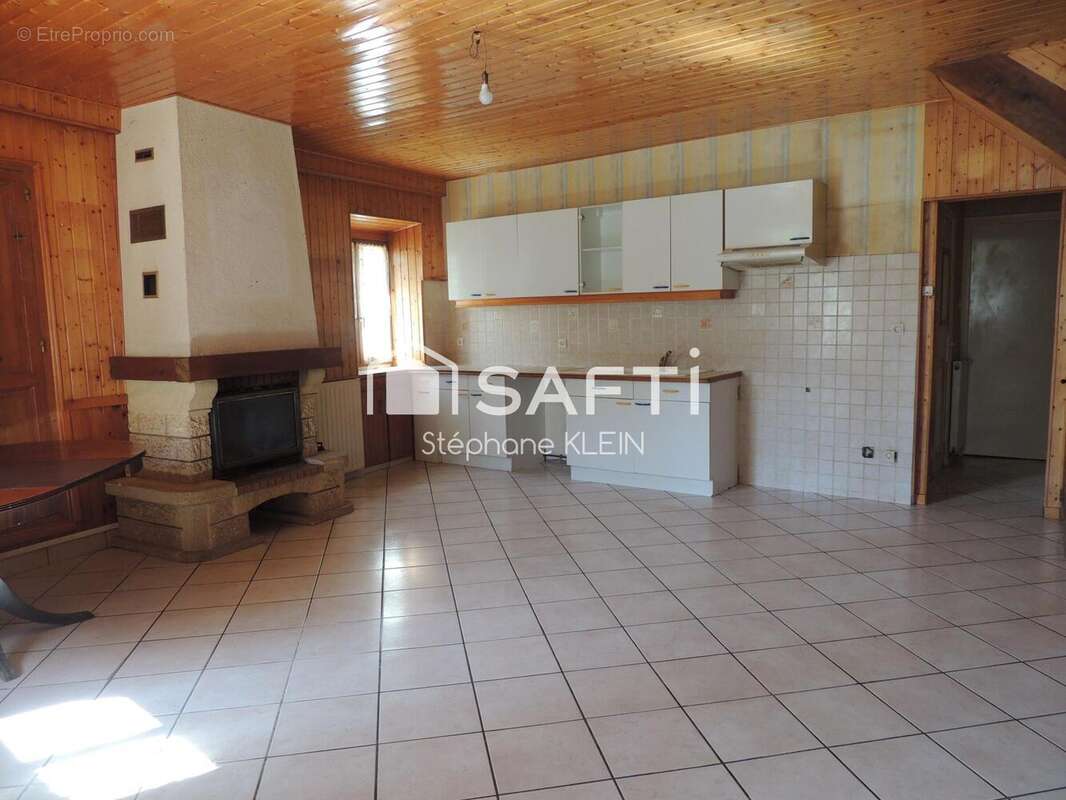 Photo 2 - Maison à LAVALDENS