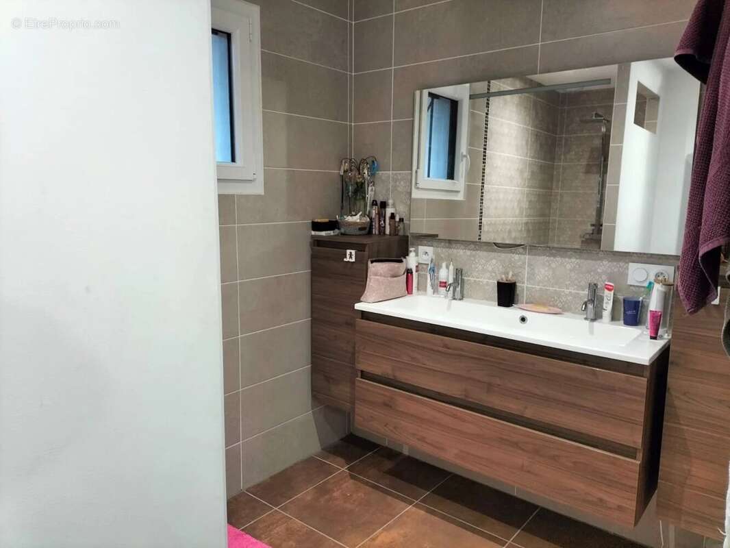 Maison à PONT-EN-ROYANS